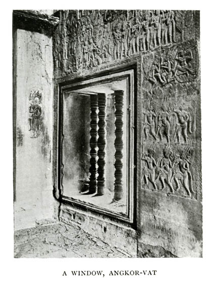 10_a_window_angkor-wat